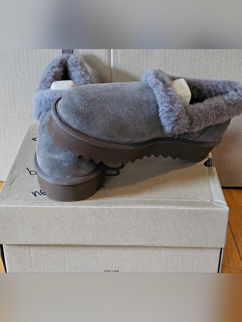 UGG Nita Platform Slipper Dark Toffee Genuine Shearling Women's Size 10 US NIB